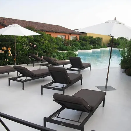 Joia & Luxury Rta 4*